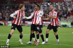 利物浦新星赛季报销，替补球员崛起战术革新逆境突破